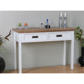 Skriveborde og computerborde til børneværelset i smarte designs