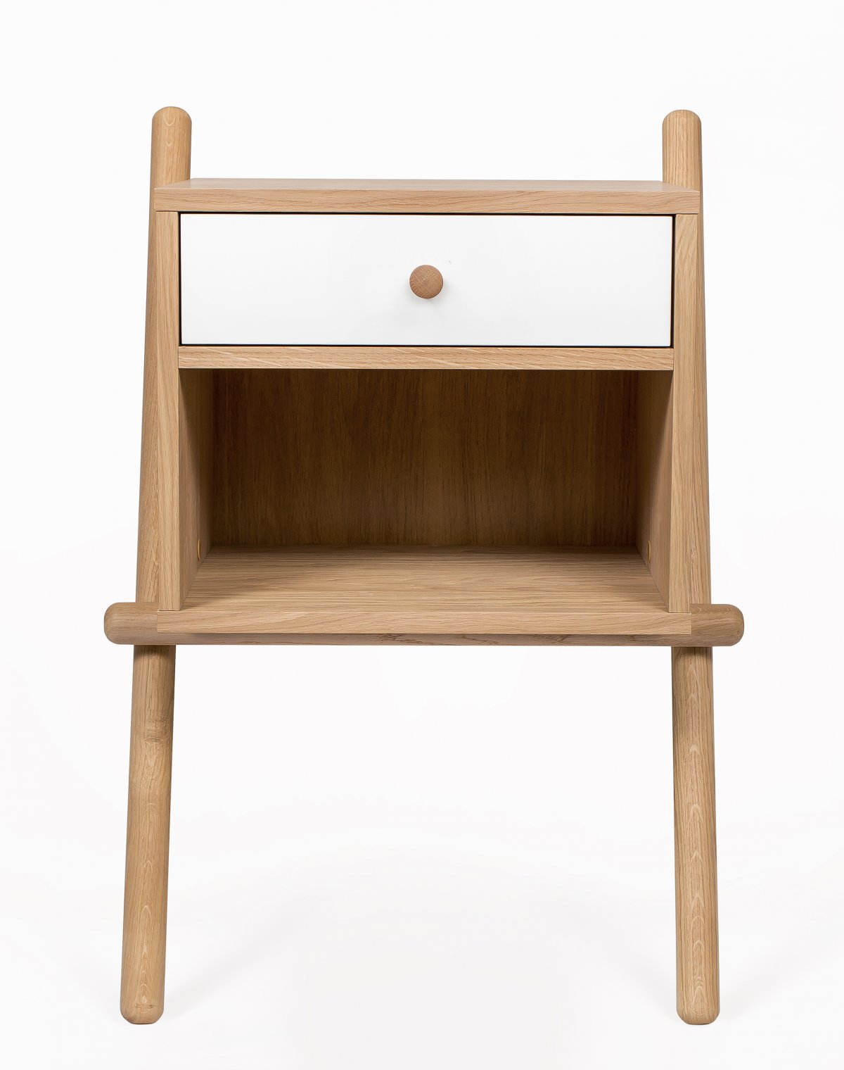 Wura Nachttisch mit 1 Schublade und 1 Ablage. Eiche Furnier, weiss und