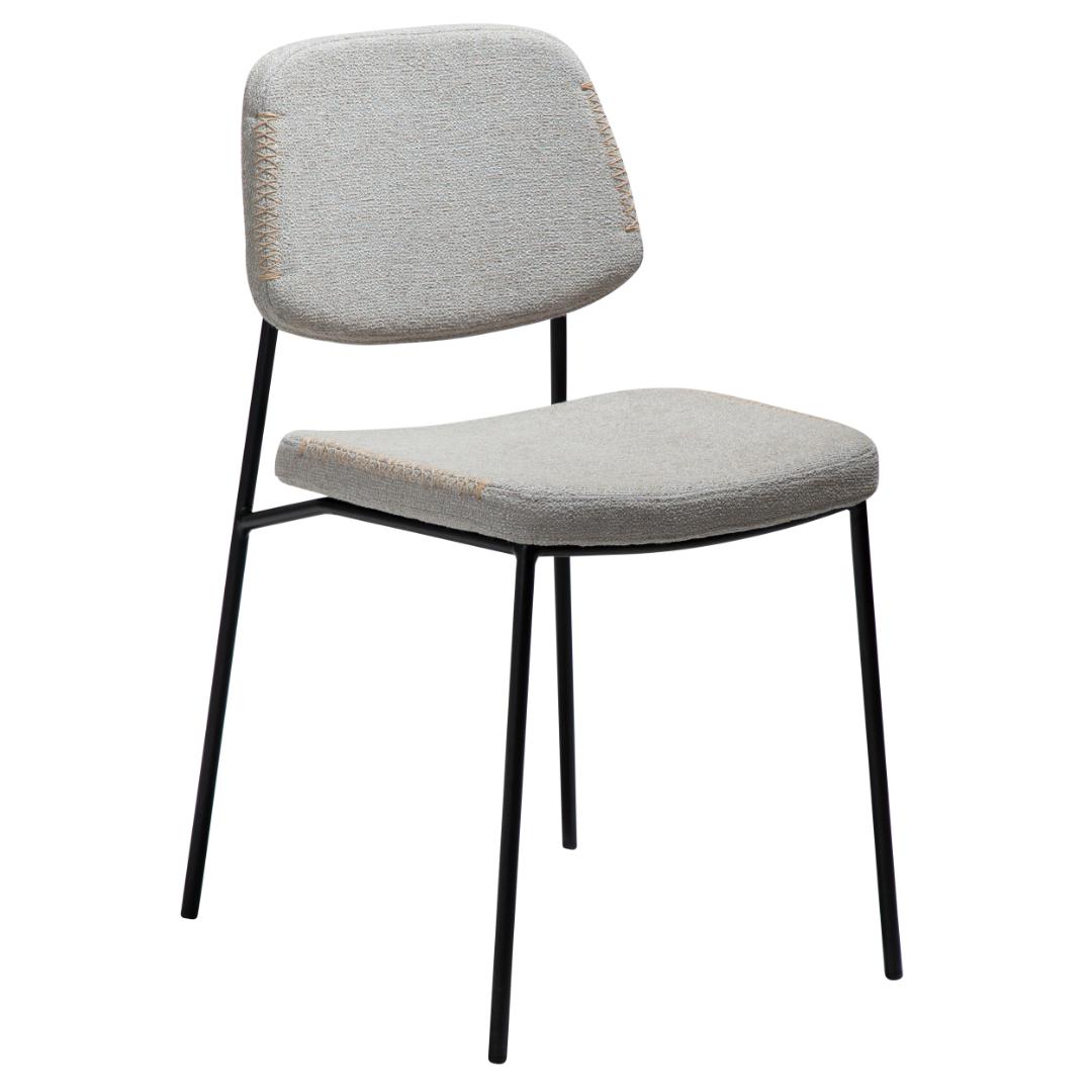 Menta Dan-Form spisestuestol bouclé lysegrå